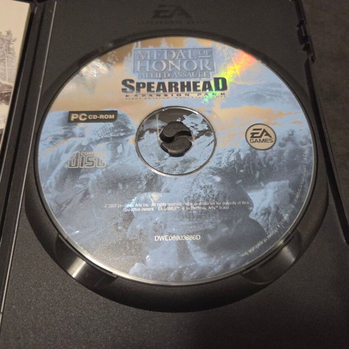 Medal of Honor Allied Assault Spearhead PC game used expansion 2002