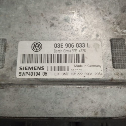 VW Polo 1.2i 12V 64hp computer used 03E906033L 5WP4430107