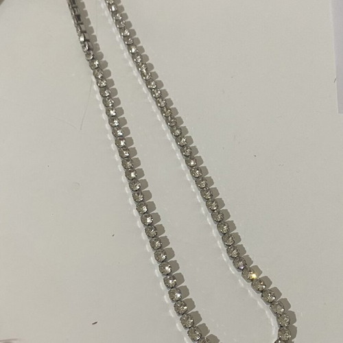 Crystal Tennis Necklace like new, silver