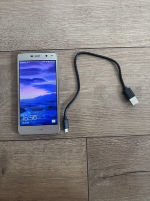 Huawei MYA-L41 (Y6 2017) dual sim phone used, beige