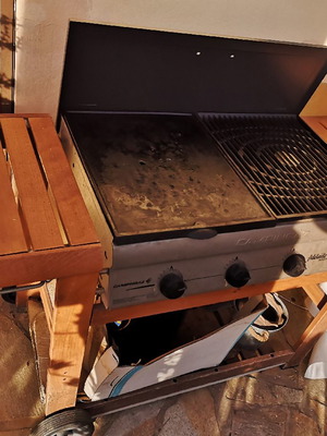 Ψησταριά υγραερίου Campingaz Adelaide 4 Woody μεταχειρισμένη