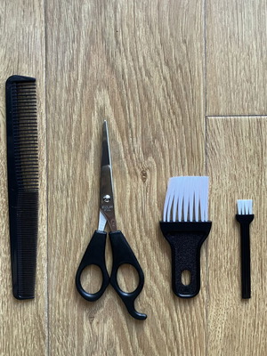 Hair Clipper Accessories like new with comb, scissors, and cleaning brushes