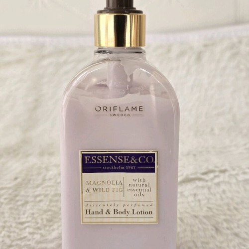 Oriflame hand and body cream 300ml like new
