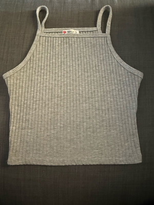 Grey top like new, size large with slim fit
