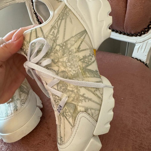 Dior D-Connect sneakers size 37 like new, white and green