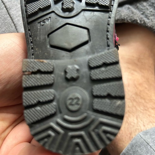Children's boots new, size 22