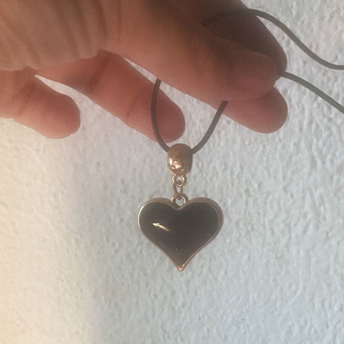 Heart necklace black, new