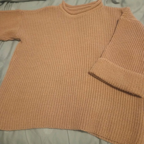 Wool sweater like new, size S, 3/4 sleeve, apple brown color