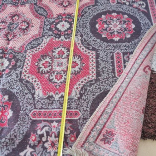 Woven rug like new, excellent condition