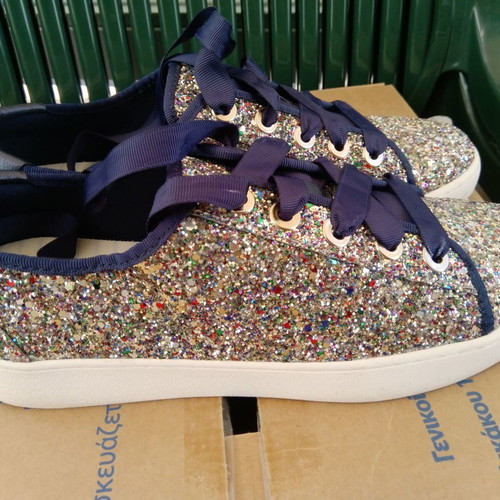 Flat athletic shoes used with rhinestones, size 39, multicolor