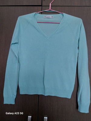 Zara thin knit Medium sweater used, turquoise