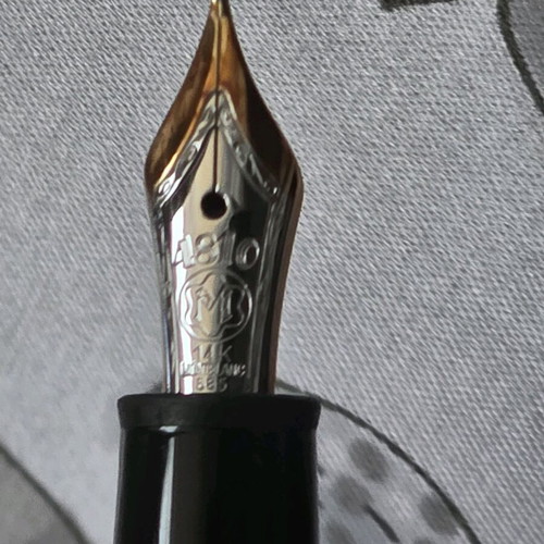 Montblanc Meisterstück 145 Chopin fountain pen like new with 14K gold nib