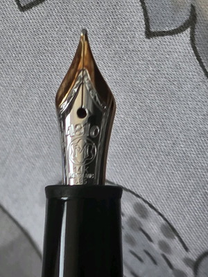 Montblanc Meisterstück 145 Chopin fountain pen like new with 14K gold nib