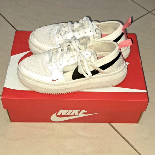 Court Vision Alta Txt Nike women's shoes size 38 used, white multicolor