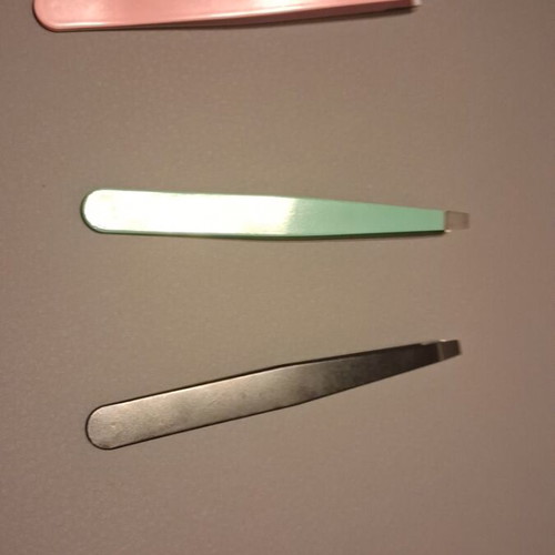 Eyebrow tweezers set of 3 like new