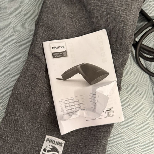 Philips Handheld Clothes Steamer 1300W with 70ml Tank, Like New, Purple