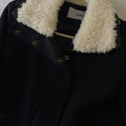 Wool coat size Small, black, with genuine fur and leather