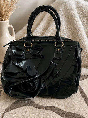 Dark blue handbag used, few times worn