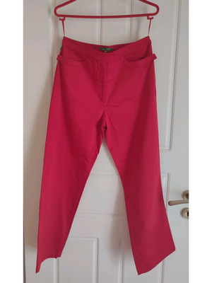 Leonard’s red women’s pants like new, size L