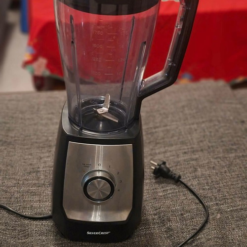 Blender Silvercrest 600 watt σαν καινούργιο με κανάτα 1750 ml και λειτουργία Ice crush