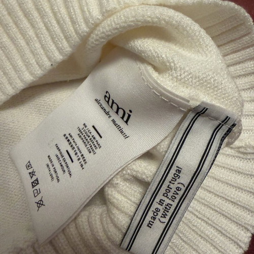 Ami crew neck hoodie size M new, white