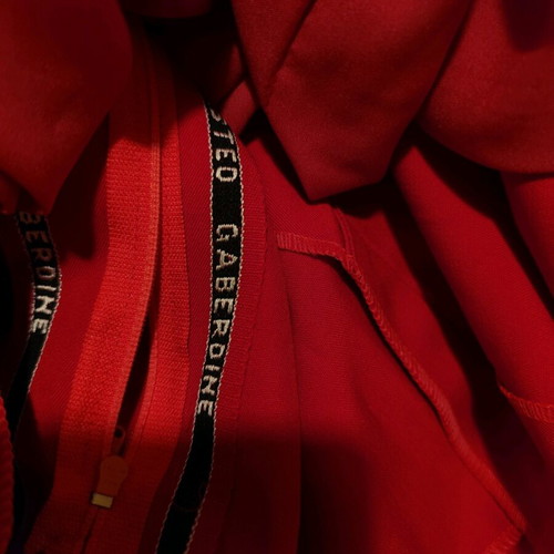 Red skirt like new, 100% wool super worsted gabardine, size S