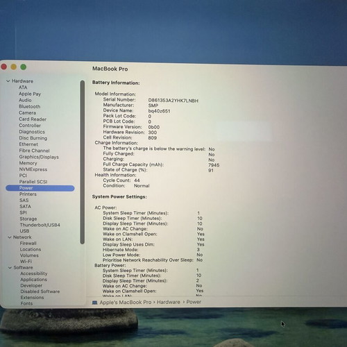 MacBook Pro 16 A2141 i9 32GB 1TB like new