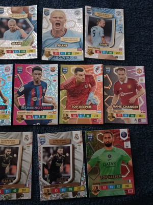 FIFA 365 Adrenalyn XL 2023 cards used, pack of 10 with Haaland and Benzema