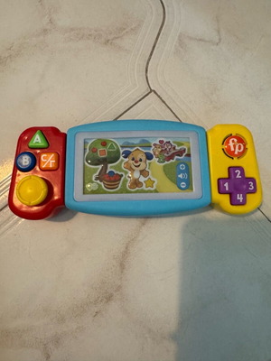 Fisher-Price Laugh & Learn educational game console like new