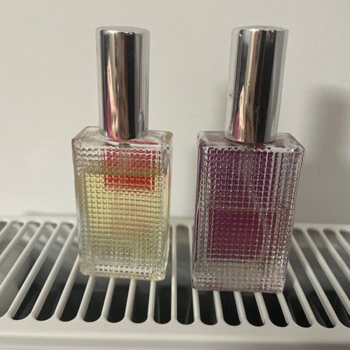 Perfumes used, pack of two