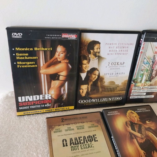 DVD movies 5 pieces like new with subtitles