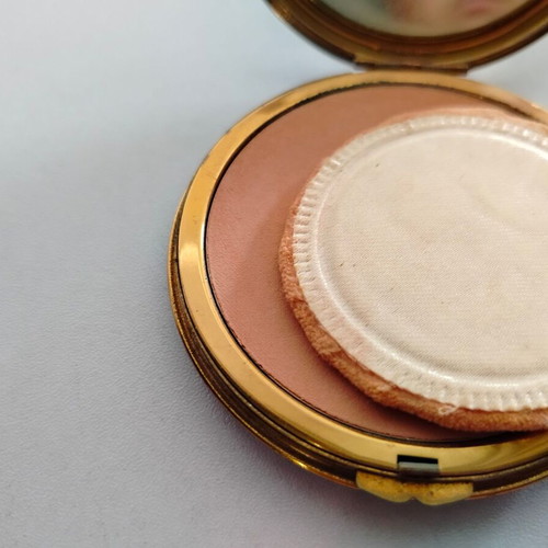 Metal powder compact used, French