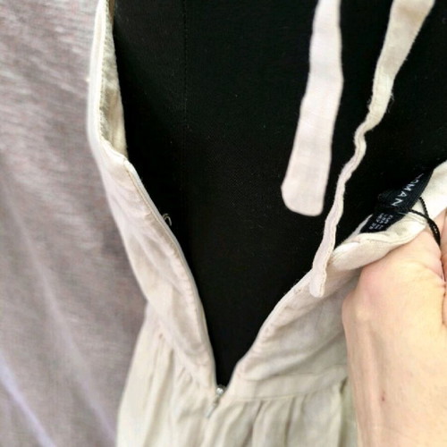 100% linen dress Zara that is a must for summer