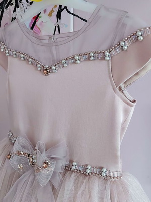 Girls' official dress new, dusty rose color, satin and tulle