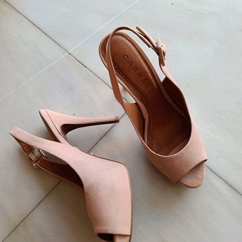 Carrano pink nude sandals size 38 like new