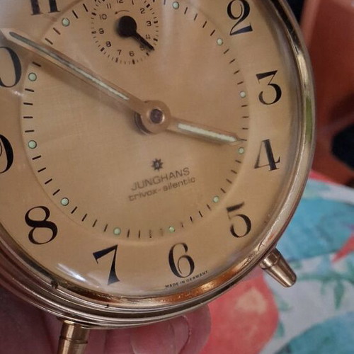 Junghans table clock wind-up like new, brown color
