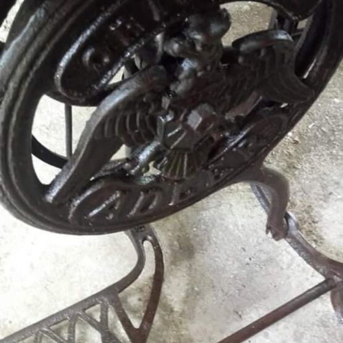 Cobblers sewing machine used, solid cast iron