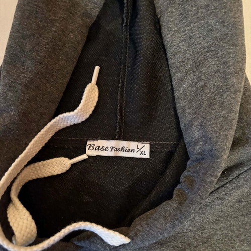 Women's gray sweatshirt like new, size L