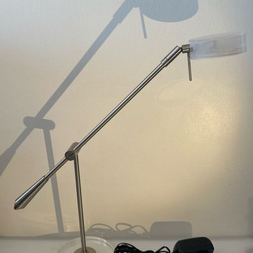 Led desk lamp like new with 3-meter cable and switch