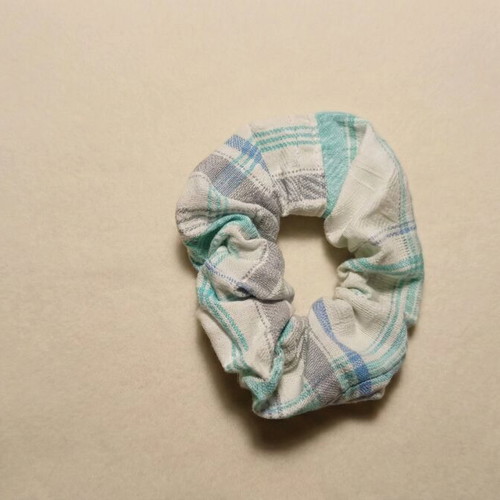 Plaid Scrunchie like new in white, teal and lilac
