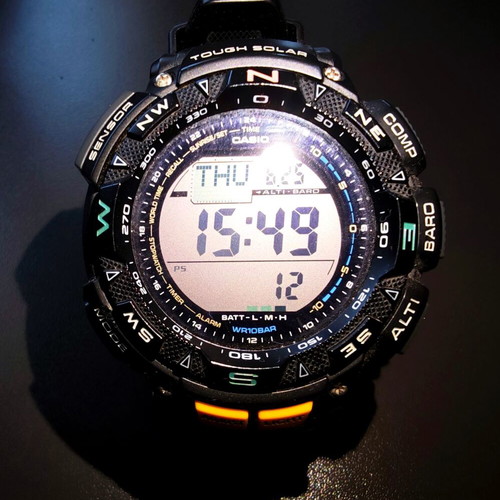 Casio Protrek PRG-240-1ER watch like new, solar powered, outdoor features