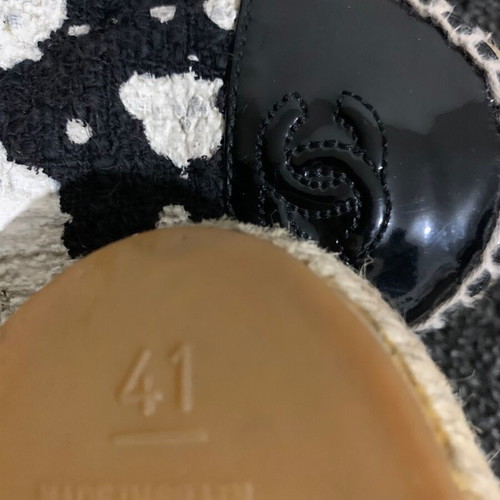 Chanel espadrilles used with tweed fabric and patent leather, size 41