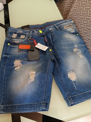 Dsquared2 denim shorts large new, blue