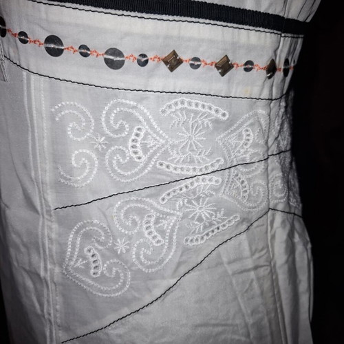 Karen Millen silk dress size UK 12 M new, embroidered beads