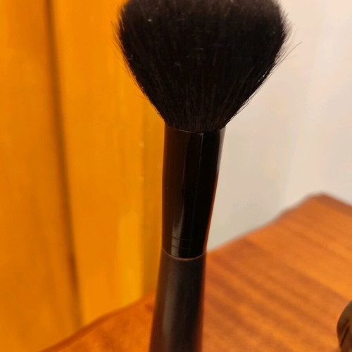 Makeup brush like new for blush or makeup