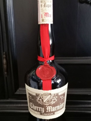 Συλλεκτικο λικερ Cherry Marnier 1968