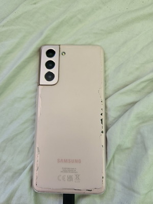 Samsung S21 or S22 phone for parts, no SIM card holder