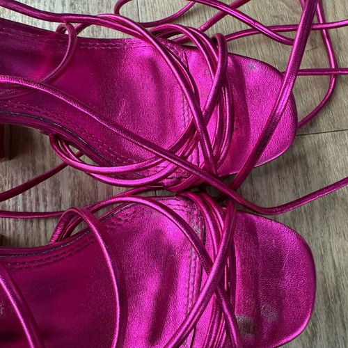Migato sandals like new with laces and chunky fuchsia heel