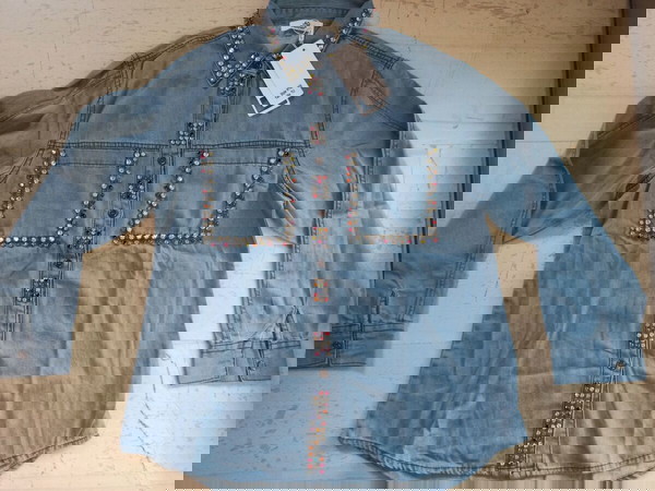 Γυναικείο denim μπλε ανοιχτό πουκάμισο με στρας one size