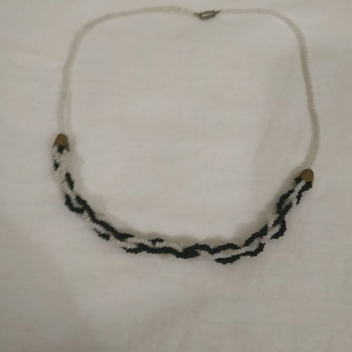 Handmade vintage necklace used, black and white small beads